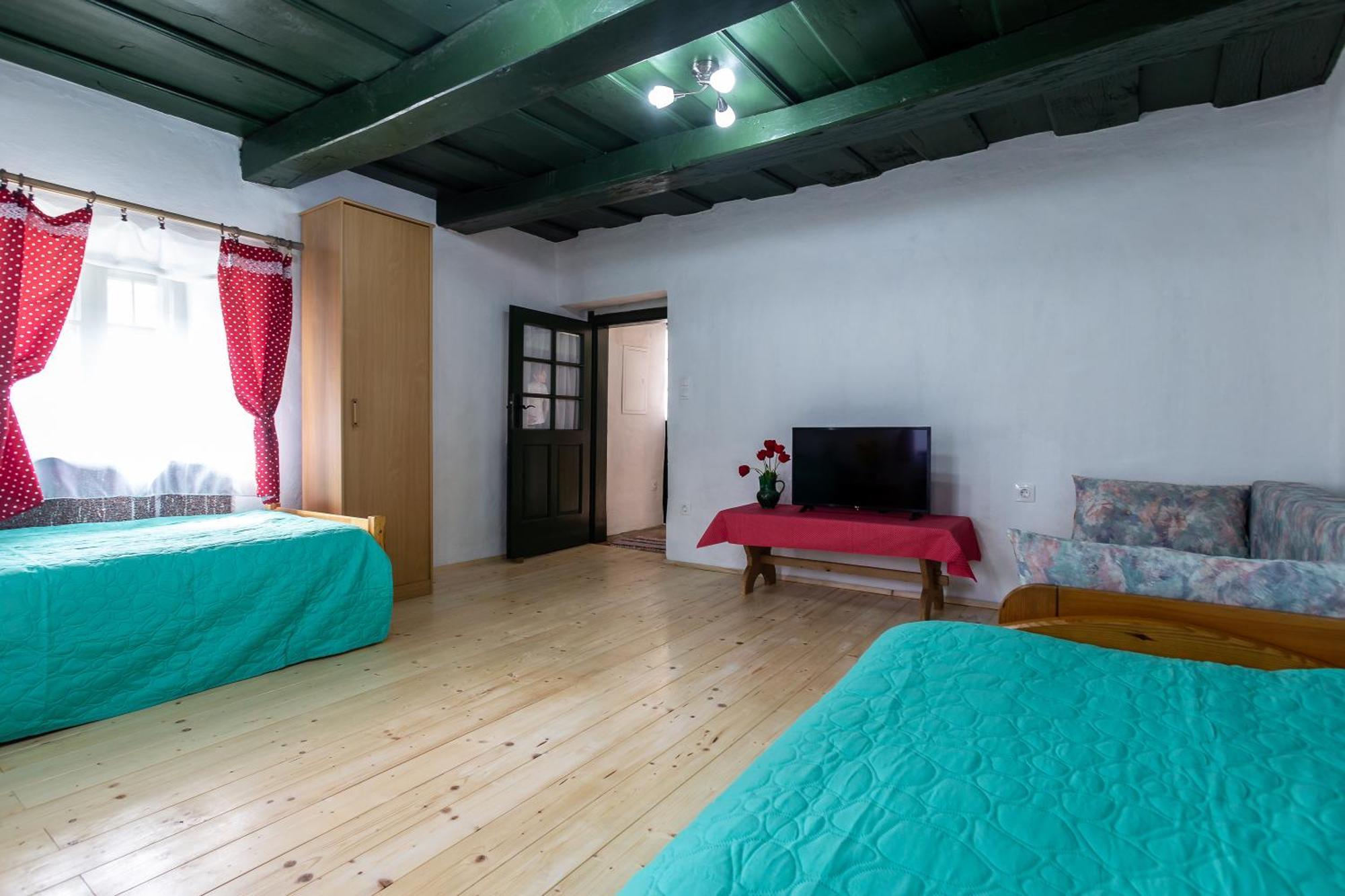 Klementina's - Happy Apartment Nemesvita